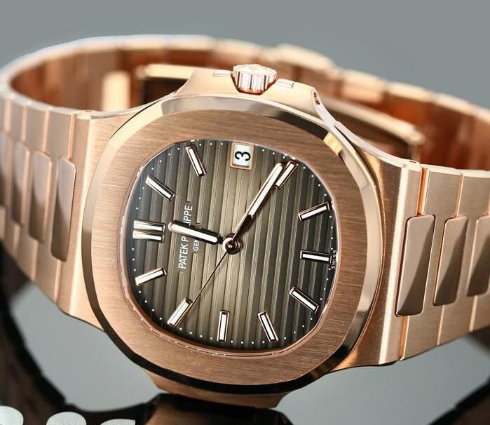 patek nautilus gold